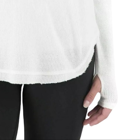 Wander by Hottotties Waffle V-Neck Tunic White Size S - Picture 4 of 5